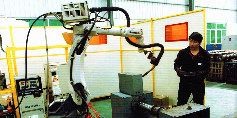 Robô de soldadura automática