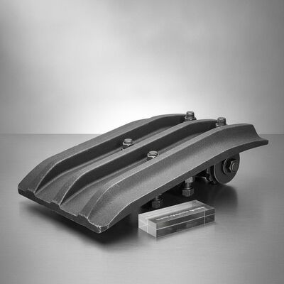 Qualidade Conjunto de Sapata de Esteira para Escavadeira Hyundai R220LC-9 Aço 23MnB Forjado Tripla Garra Passo de 190 mm Placa de Esteira do Chassi fábrica